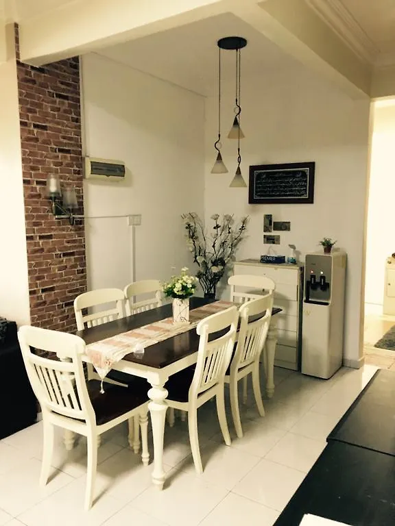 Larkin Indah Apartment Johor Bahru 0*,